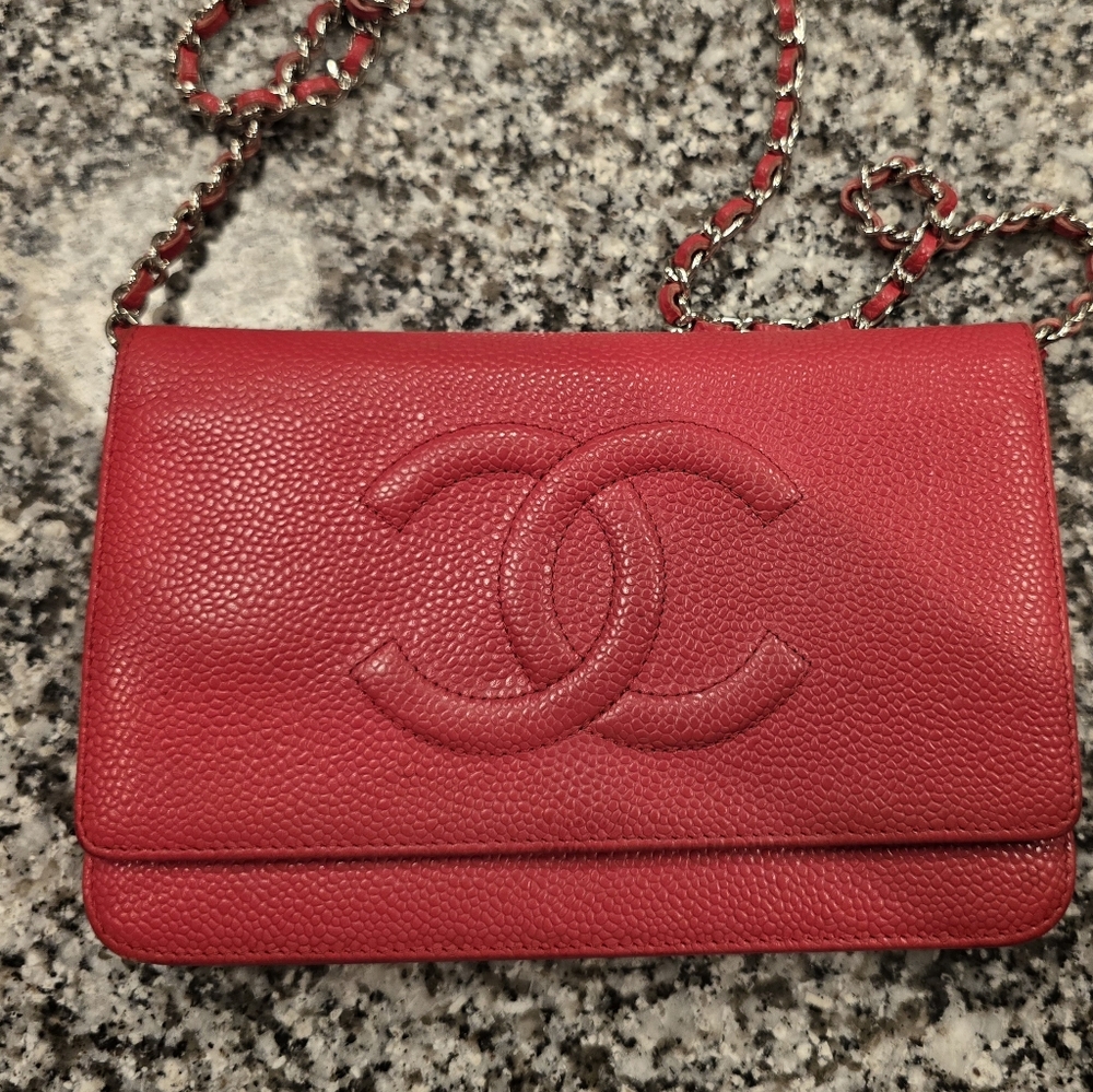Chanel red caviar timeless wallet on chain